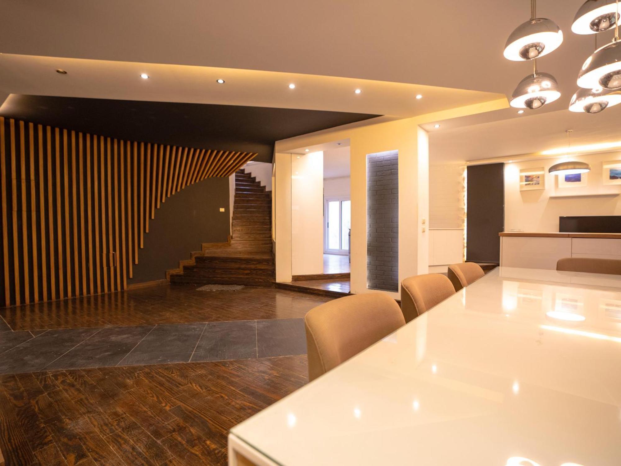 Luxury Spacious Duplex *